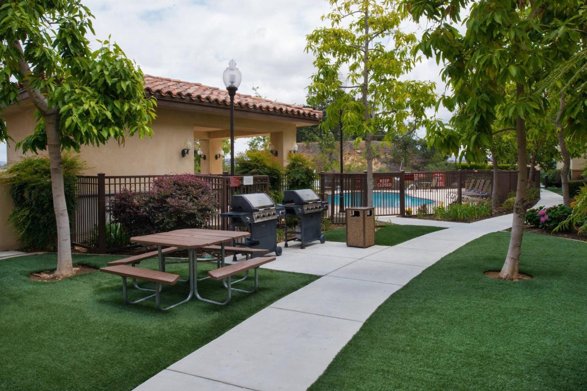 Towneplace Suites Thousand Oaks Ventura County Exteriér fotografie